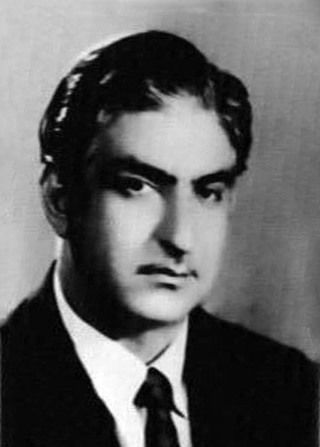 صورة المؤلف أدمون صبري